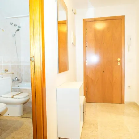 Al29 Playa Fenals Apartment